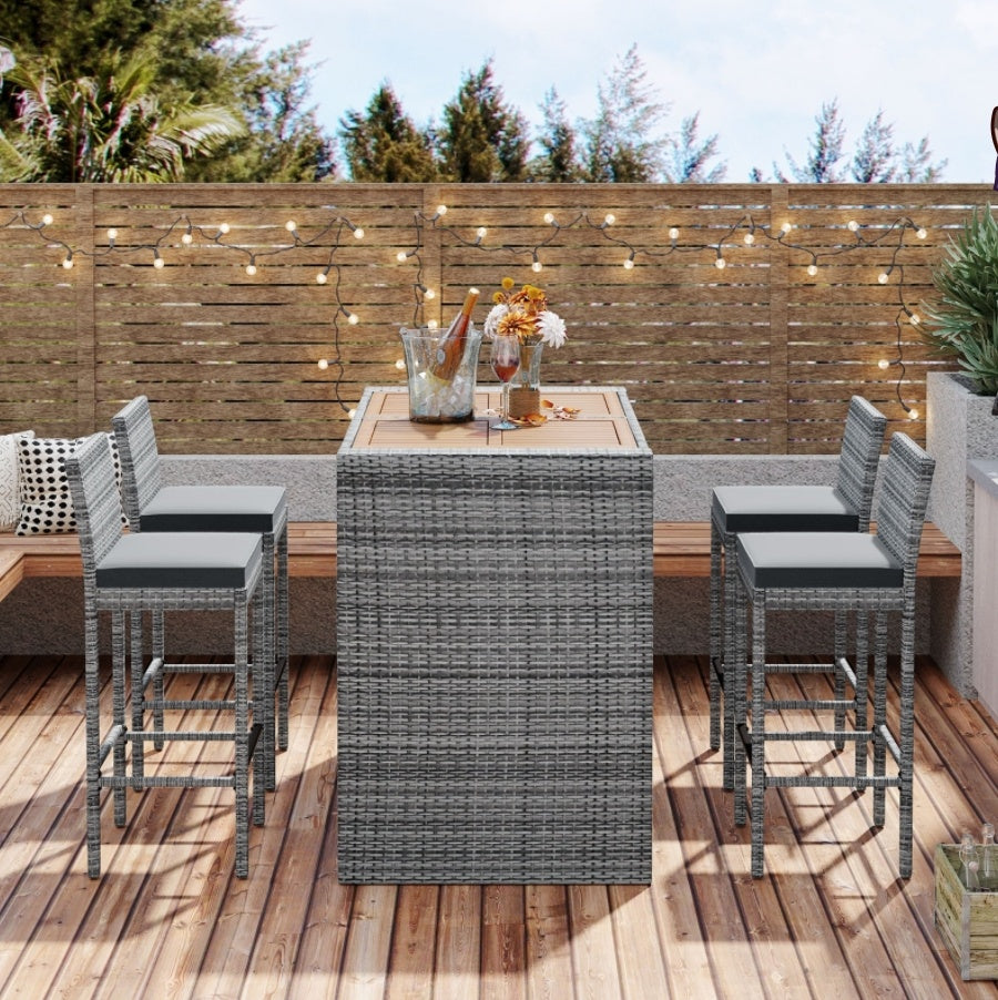 5-Piece Outdoor Patio Wicker Bar Set